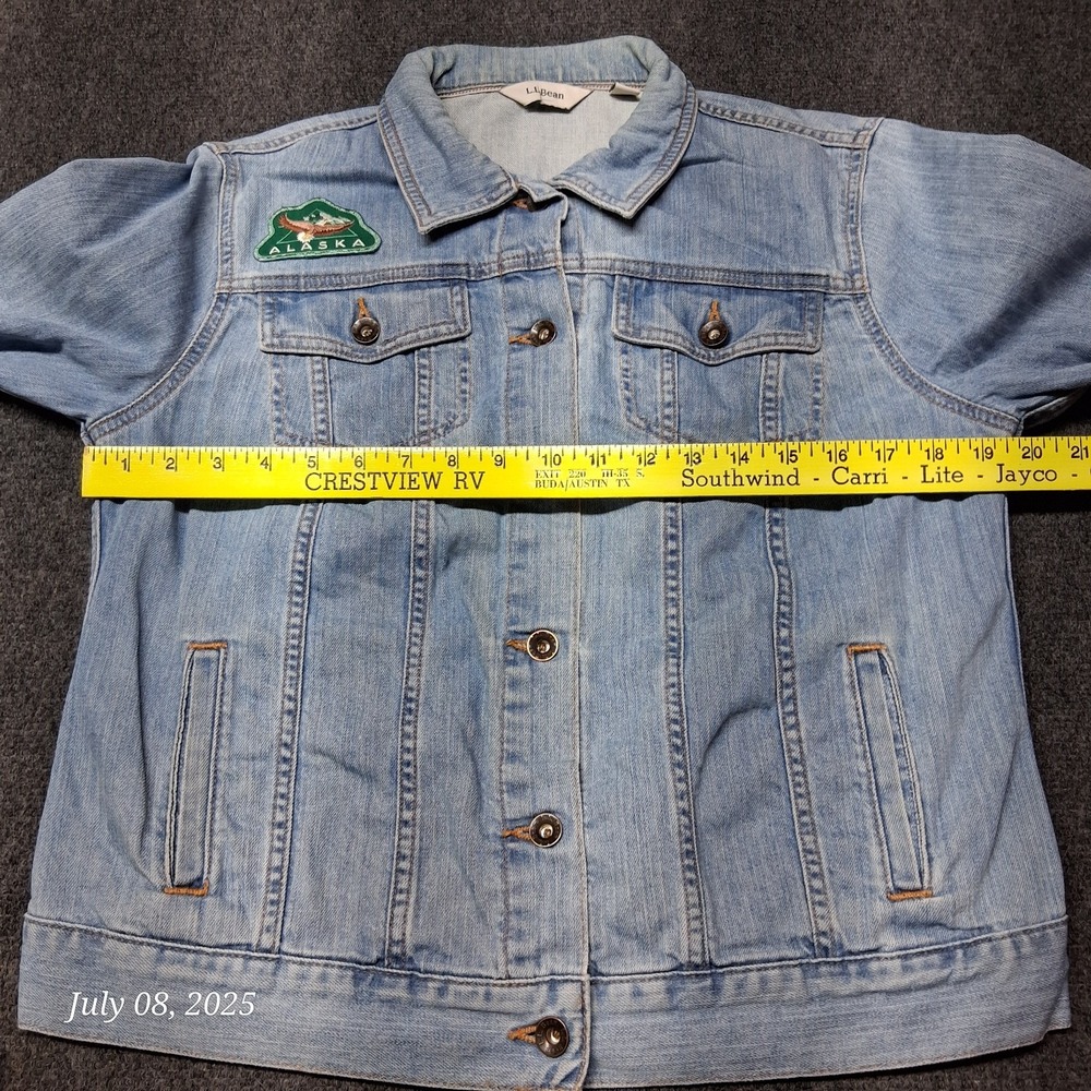 VTG LL Bean Denim Trucker Jacket Alaska Patch Women Size Medium Regular Blue - Picture 5 of 9